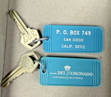 Hotel del Coronado Hotel Motel Room Key Chain Lot Pair 327 California Travel picture