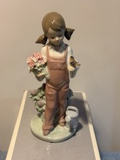 Lladro 5217 Primavera Infant 
