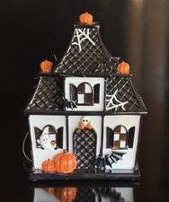 Lighted Halloween Haunted House - Jack O'Lantern Lane - New With Tags (NWT) picture