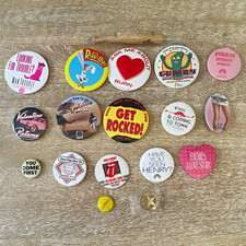 Lot: ⁠Vtg 80s 90s Video Store Promo Pinback Lot A League Of Their Own Unforgiven picture