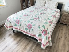 Vintage Pink Green Rose Applique Quilt Hand Quilted Floral Cottage Coverlet picture