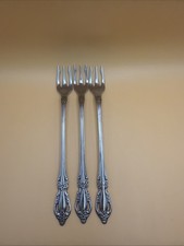 3 Oneida Raphael Distinction Deluxe Stainless  HH Cocktail Seafood Forks Flatwar picture