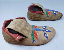 Santee Sioux Blue, Green, Red Childs Moccasins Ca: 1880 Sinew & Thread Sewn picture
