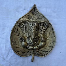Ganesha Hindu Leaf-Shaped Metal Decorative Wall Hanging Plaque picture