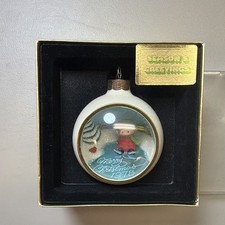 Hallmark Tree-Trimmer Collection 1978 Season's Greetings Ball Ornament Vintage picture