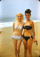 c1950s Red Border Kodachrome Slide 2 GORGEOUS GALS BATHING SUITS POSING AT BEACH picture