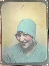 Incredible Photo Booth Pic 1920s Flapper Girl In Color With Hat picture