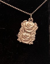 Vintage Creed Sterling Silver Double Rose Bud Slide Virgin Mary Medal Catholic picture