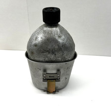 Vintage WWI Vintage Military Metal Canteen and Cup, U.S. 1918-B.A. Co War Relic picture