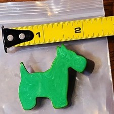Vintage green marbled bakelite  scotty brooch , original hardware Semichrome picture