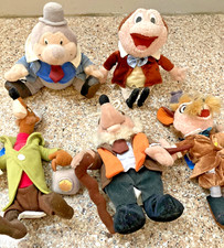 VERY RARE VTG MR TOAD BEAN BAG PLUSH DOLLS  ALL FIVE INCLUDING WEASEL picture