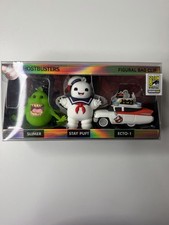 SDCC 2026 LE 200 Ghostbusters Bag Clip Set Slimer Stay Puft Ecto-1 Monogram picture