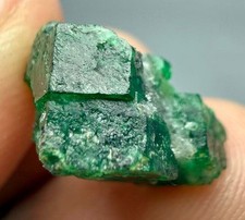 9 ct Very Beautiful Emerald lustrous Bunch Crystal from swat Pakistan 2 gifts picture