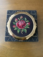 Vintage Stratton England Powder Compacts/with box picture