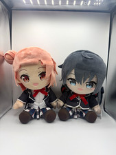 Yui yuigahama and Yukino yukinoshita plushes picture