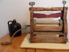 Antique Anchor Brand Clothes Wringer No. 688 EXCEPTIONAL Condition picture