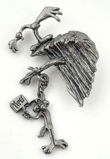 Vtg Road Runner Wile E Coyote Ice Sign Pewter Tone Looney Tunes Brooch Pin 1992 picture