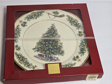 Lenox 2002 Christmas Tree Plate Netherlands New in box Trees Around the World picture