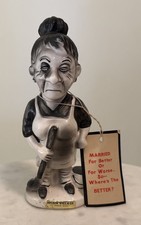 Vtg HTF SONSCO Japan Psycho Ceramics Cleaning Wife Figurine Black & White Tag picture
