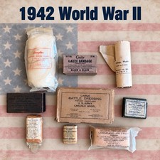 US Army and Navy WW2  Field Dressing Lot Of 8 Carlisle Bandages 1942 - 1944 picture