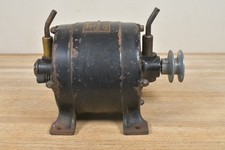 Untested - Antique 1910's - 1920's REYNOLD'S Electric Company AC Motor Type A picture