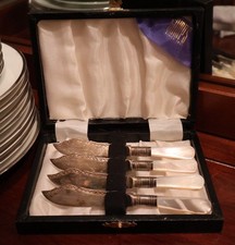 Vintage Gump's San Francisco Mother of Pearl Tea Knives Set of 4 Made in England picture