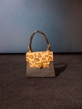 Vintage miniature 1/2 scale resin handbag w/lower black body w/leopard print fla picture