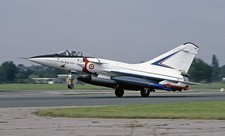 Dassault Mirage 4000 Mirage-4000 Desk Wood Airplane New Model Small Scale 1/72 picture