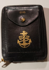 Vintage WW11 US Navy zip around wallet in very good condition. picture