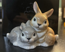 Herend Hungary Handpainted “Snuggling Bunnies” “Cuddling Rabbits” Naturalistic picture
