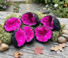 Matching Broken Quartz Aura Crystal Geode Pairs with Dyed Pink Coating Wholesale picture