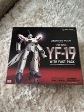 Macross Plus 1/60 Perfect deformation YF-19 with Fast Pack Figure Arcadia Japan picture