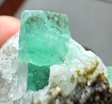 87 CT, Beryl Var High Quality Natural Emerald Crystal On Matrix ,PK picture