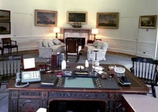 John F Kennedy Oval Office PHOTO Resolute Desk JFK picture