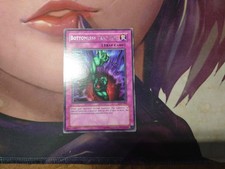 Bottomless Trap Hole LOD-092 Yu-Gi-Oh Card picture