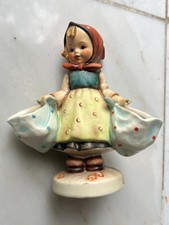 Vintage Goebel Hummel Mother’s Darling #175 picture