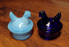 LOT OF TWO Blue Slag Glass AND Cobalt Ultra -Mini Hen on Nest. EE Mark. Cuteness picture