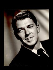 1949 Ronald Reagan Warner Bros 7.5x9.5 Type I Original Portrait Photo picture