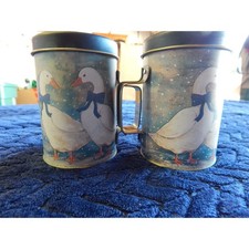 Vintage Country Goose Metal Salt and Pepper Shakers Tin Farmhouse Blue Bows Set picture
