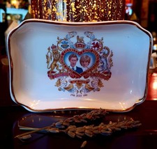 Vintage 1981 Prince Charles Lady Diana Royal Wedding Commemorative Trinket Dish picture