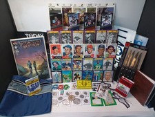 Huge Mixed Lot of Sports & Non Sports Cards Plus Misc Collectibles #HP109 picture