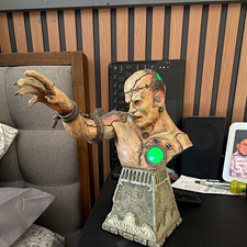 Sideshow Collectibles Van Helsing Frankenstein's Monster Resin Statue Multicolor picture