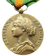 France. Medaille des Evades (Escaped Prisoners medal) Circa.1926 30mm 14g picture