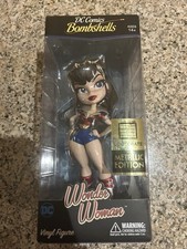 NIB DC Comics Bombshells Wonder Woman Loot Crate Metallic Edition Vinyl Figure picture