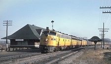 MILW 30C (E9A) w Train 5, The Morning Hiawatha at Pewaukee WI 1964 8.5 x 11 picture