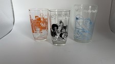 Vintage 1962 juice Glasses Set (3) Cartoonish picture