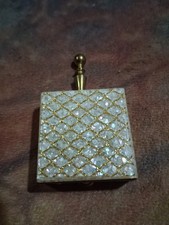 vintage mother of pearl pill box or trinket box. goldtone 1940s picture
