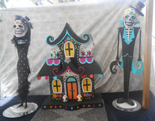 RARE Pier 1 Day of the Glitter Dead halloween house with metal CRYSTAL SKULLS picture