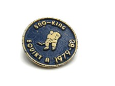 Vintage 1979-80 Sno-King Squirt A Hockey Team Lapel Pin Pinback Blue Gold Award picture