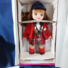 DISNEY MARIE OSMOND SIGNED ADORA BELLE TOUR GUIDE DOLL W/ COLLECTOR PIN 504/1000 picture